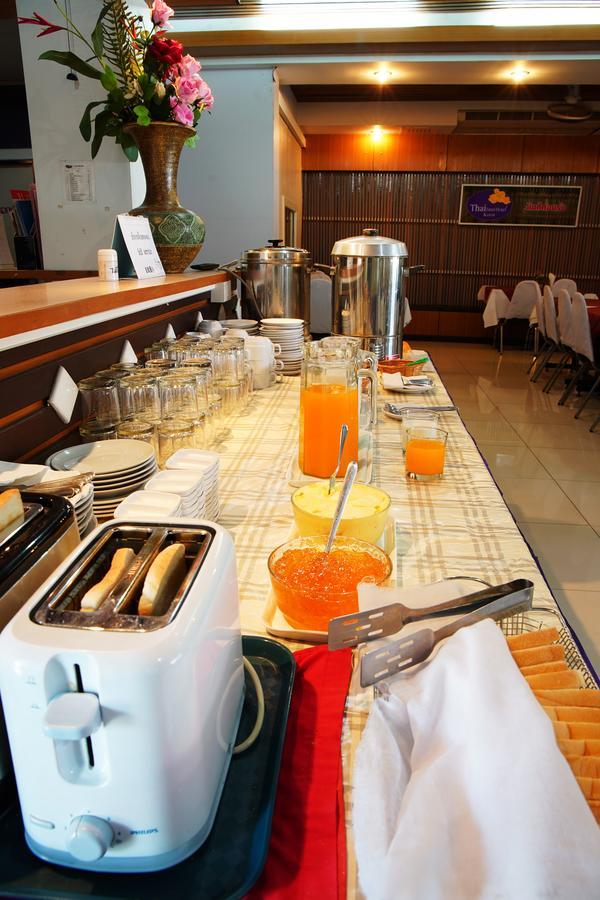 Thai Inter Korat Hotel นครราชสีมา ภายนอก รูปภาพ